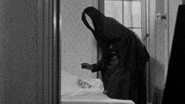 Meshes of the Afternoon